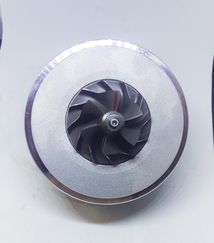 CHRA-D2TP-0228 700447 | Turbo Cartridge | Core | BMW 318 E46 - 2.0 TD 115 ks | 
