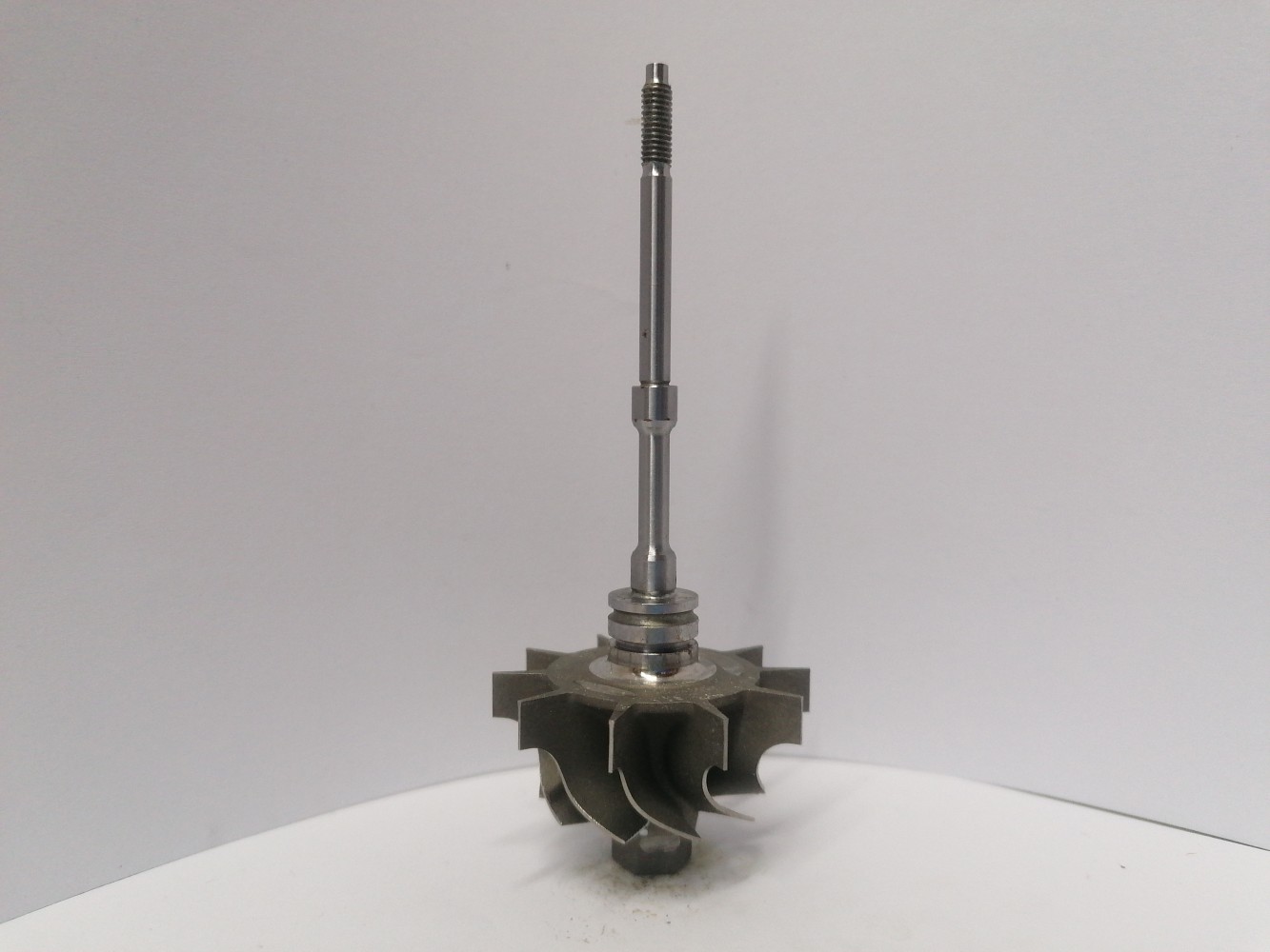TW-D2TP-0088 Turbine Wheel | Osovina | 703863-0002