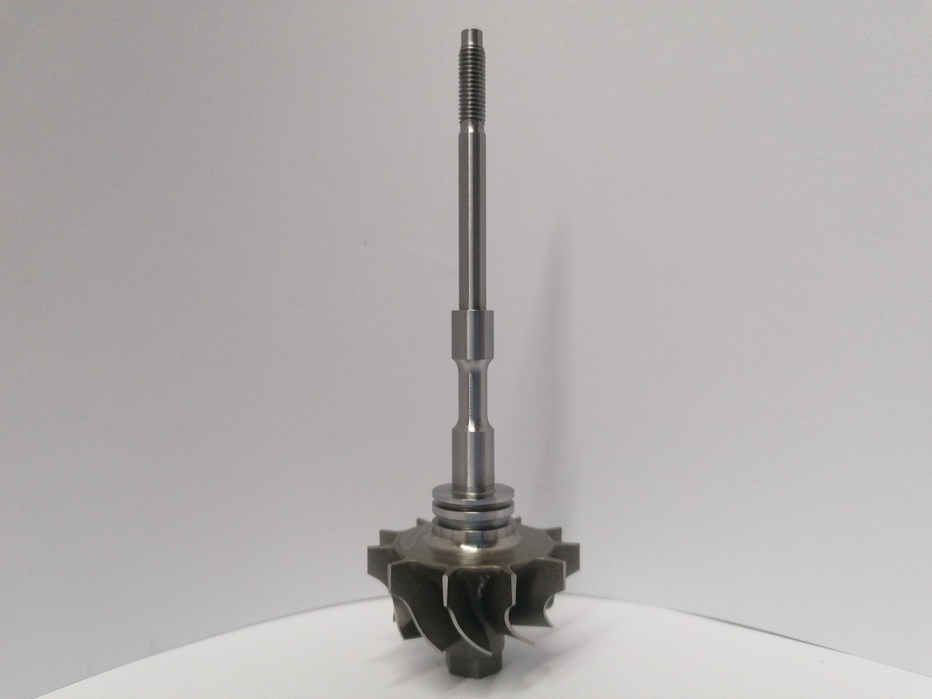 TW-D2TP-0095 Turbine Wheel | Osovina | 723341-0011, 723341-0012, 723341-0013,  723340-0011, 72