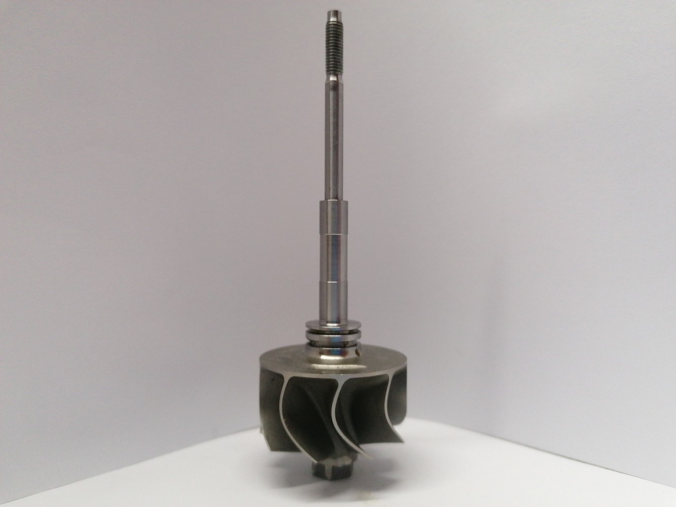 TW-D2TP-0101 Turbine Wheel | Osovina | 706006-0004, 707240-0001, 707240-0002,  725071-0002, 72