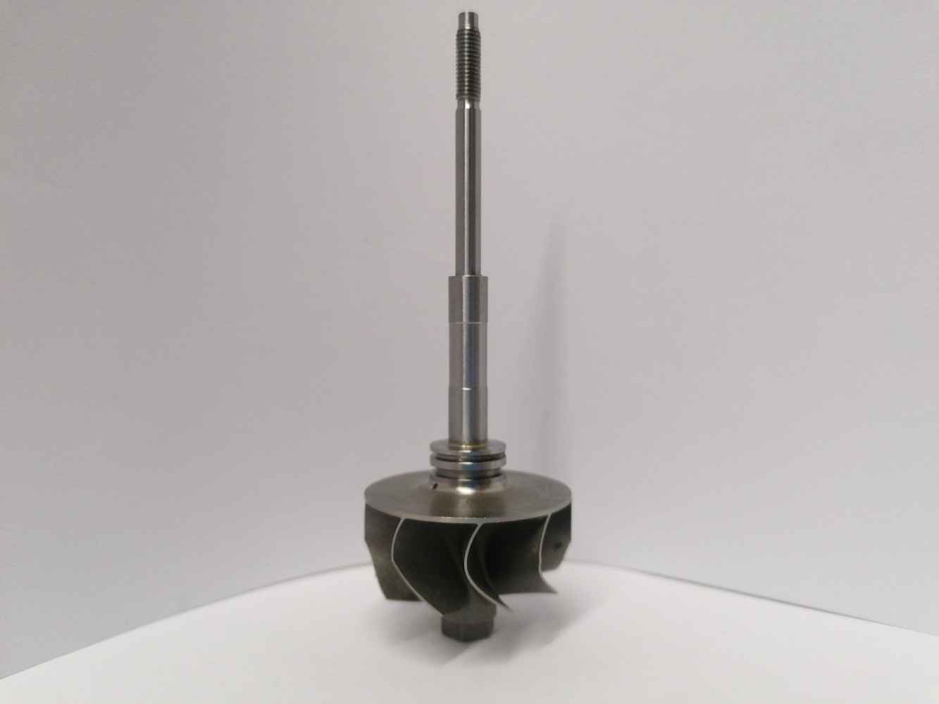 TW-D2TP-0106 Turbine Wheel | Osovina | 774833-0001, 774833-0002, 770116-0001,  770116-0002, 77