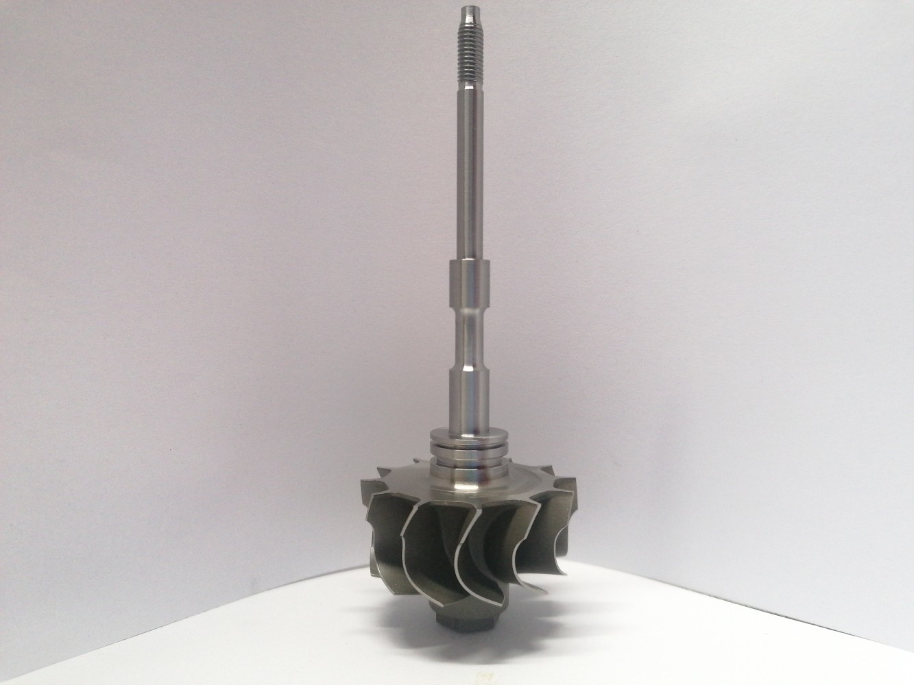 TW-D2TP-0122 Turbine Wheel | Osovina | 706976-0001, 706976-0002, 706977-0001,  706977-0002, 70