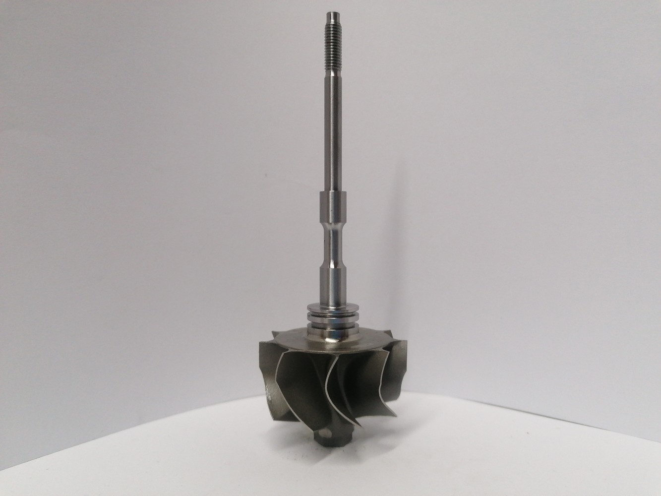 TW-D2TP-0147 Turbine Wheel | Osovina | 717478-0001, 717478-0002, 717478-0003,  717478-0004, 71