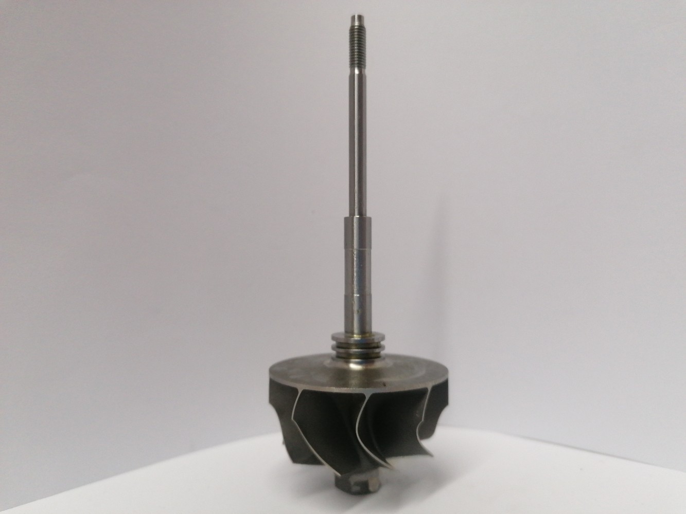 TW-D2TP-0204 Turbine Wheel | Osovina | 798166-0007, 812971-0002, 812971-0006