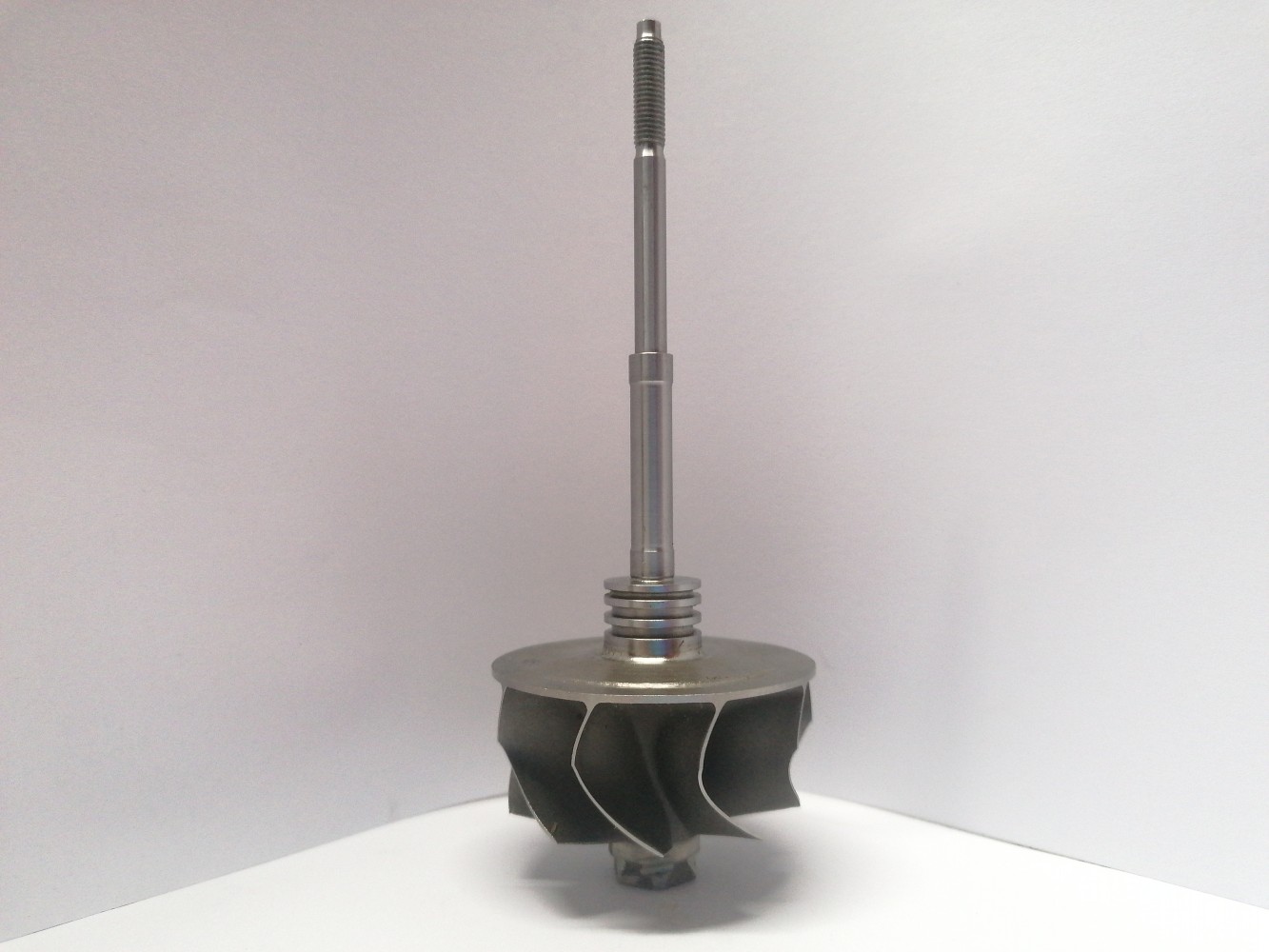TW-D2TP-0210 Turbine Wheel | Osovina | 776470-0001, 776470-0003, 799671-0001,  799671-0002, 77