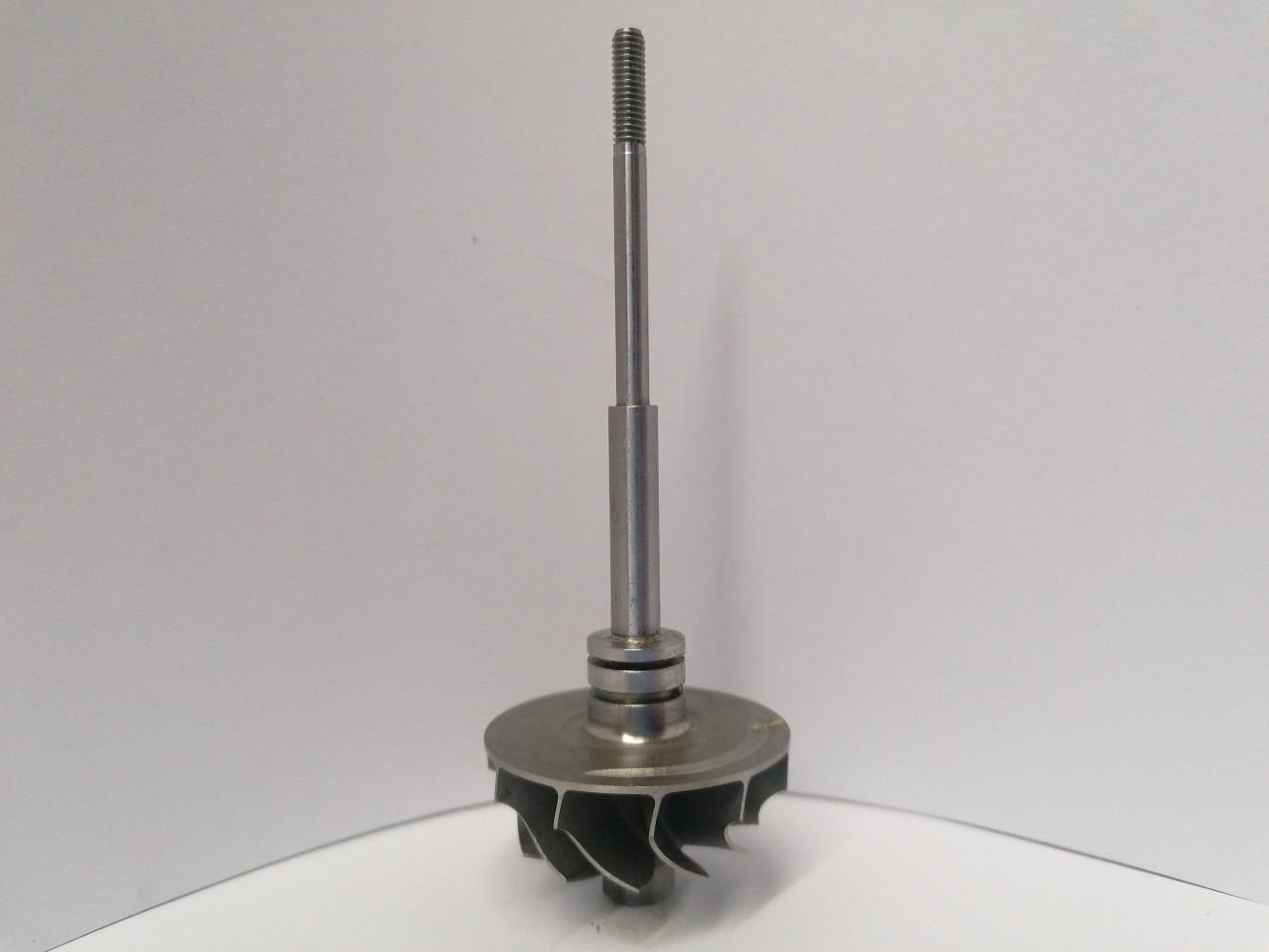 TW-D2TP-0584 Turbine Wheel | Osovina | 49373-01001, 49373-01002, 49373-01003,  49373-01004, 49