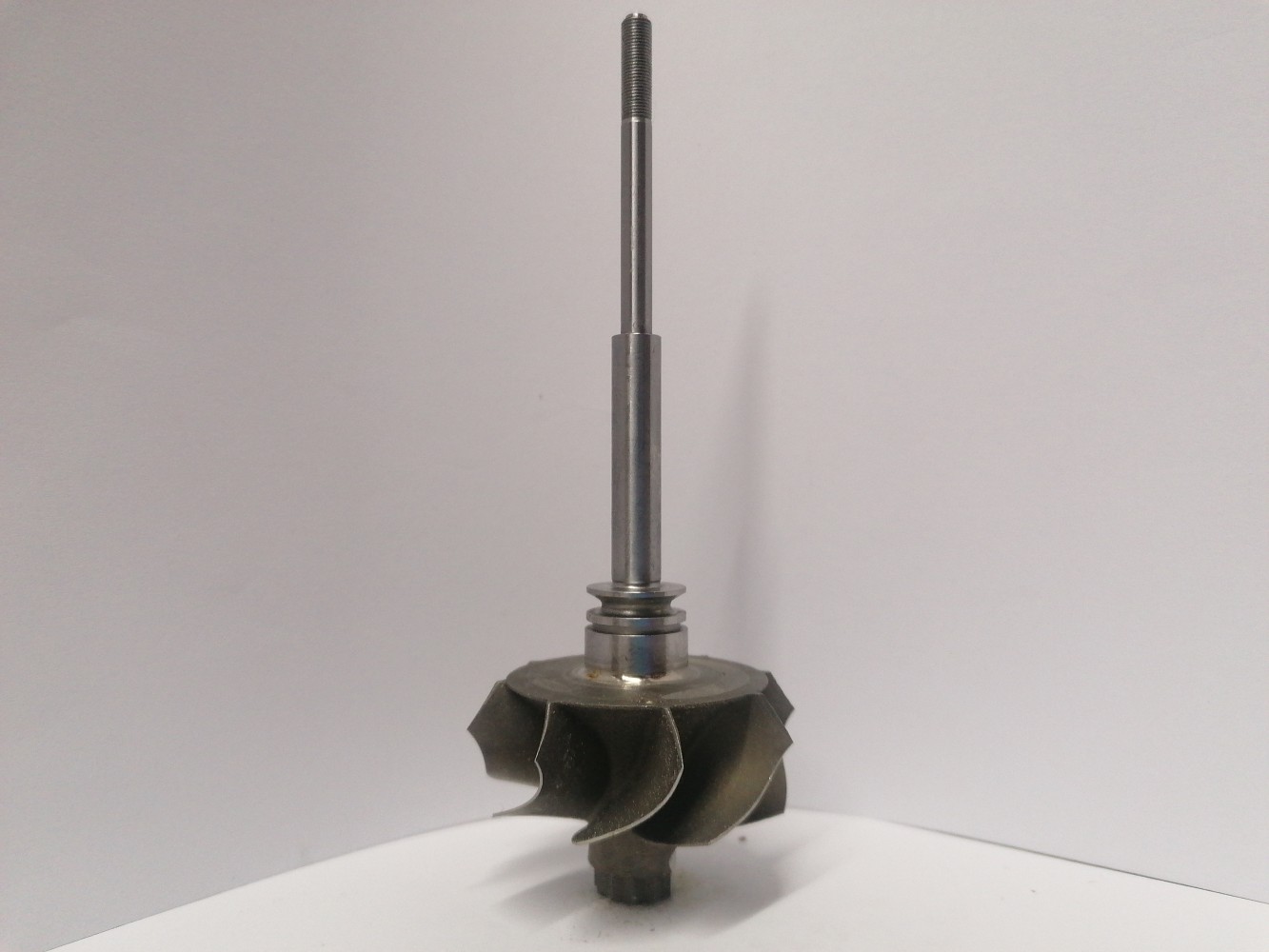 TW-D2TP-0680 Turbine Wheel | Osovina | 06K145722H, 06K145702N